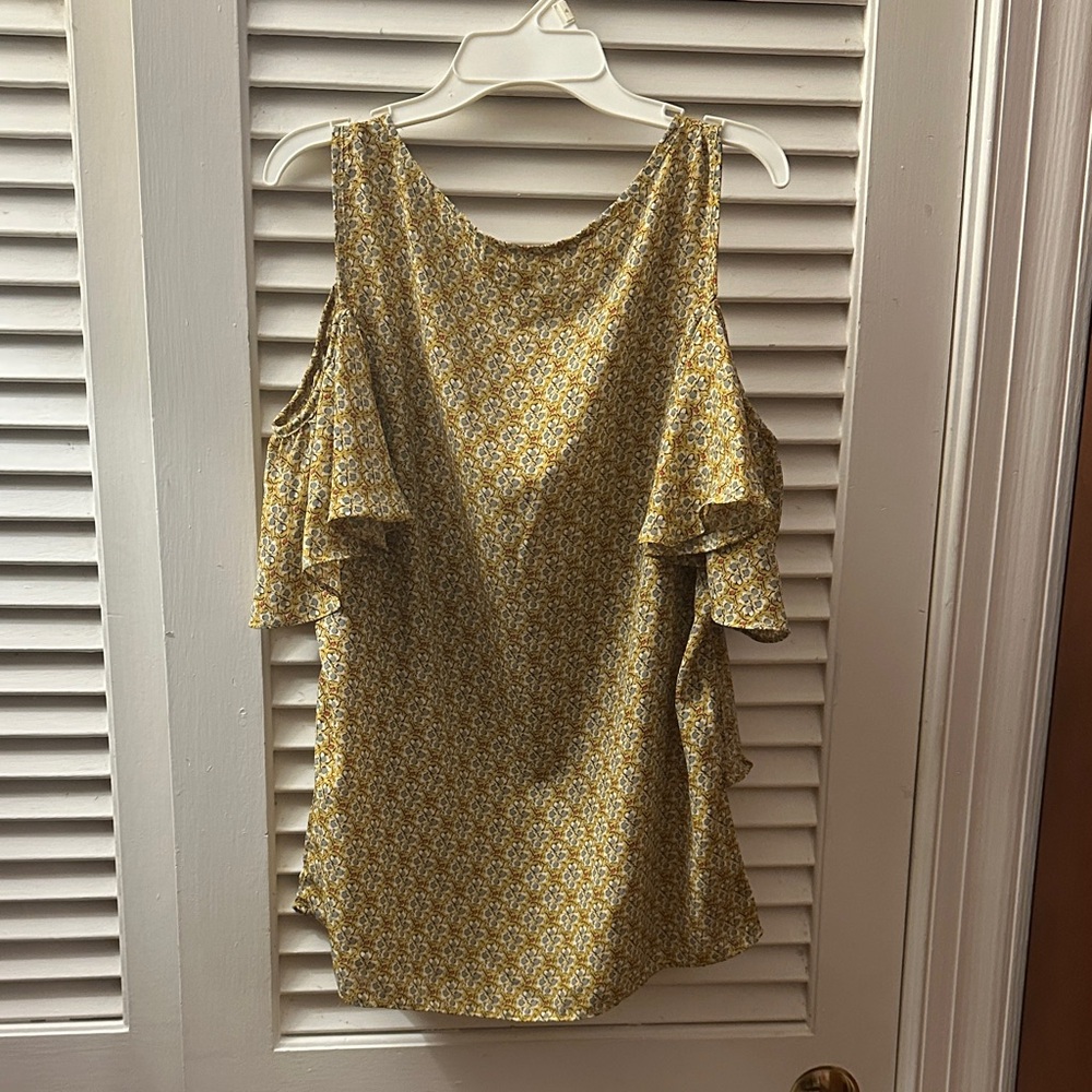 Max Studio Yellow And White Patterned Blouse - image 1